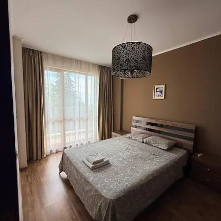 Golden Line Апартамент *